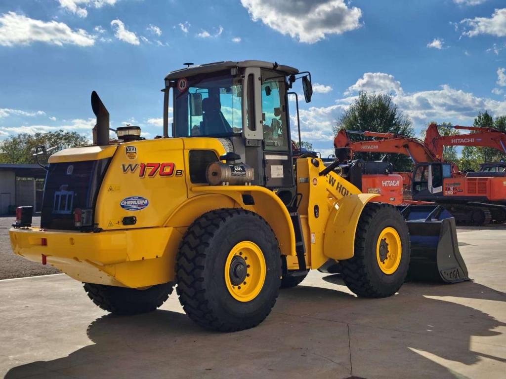 New Holland W 170B Photo 5