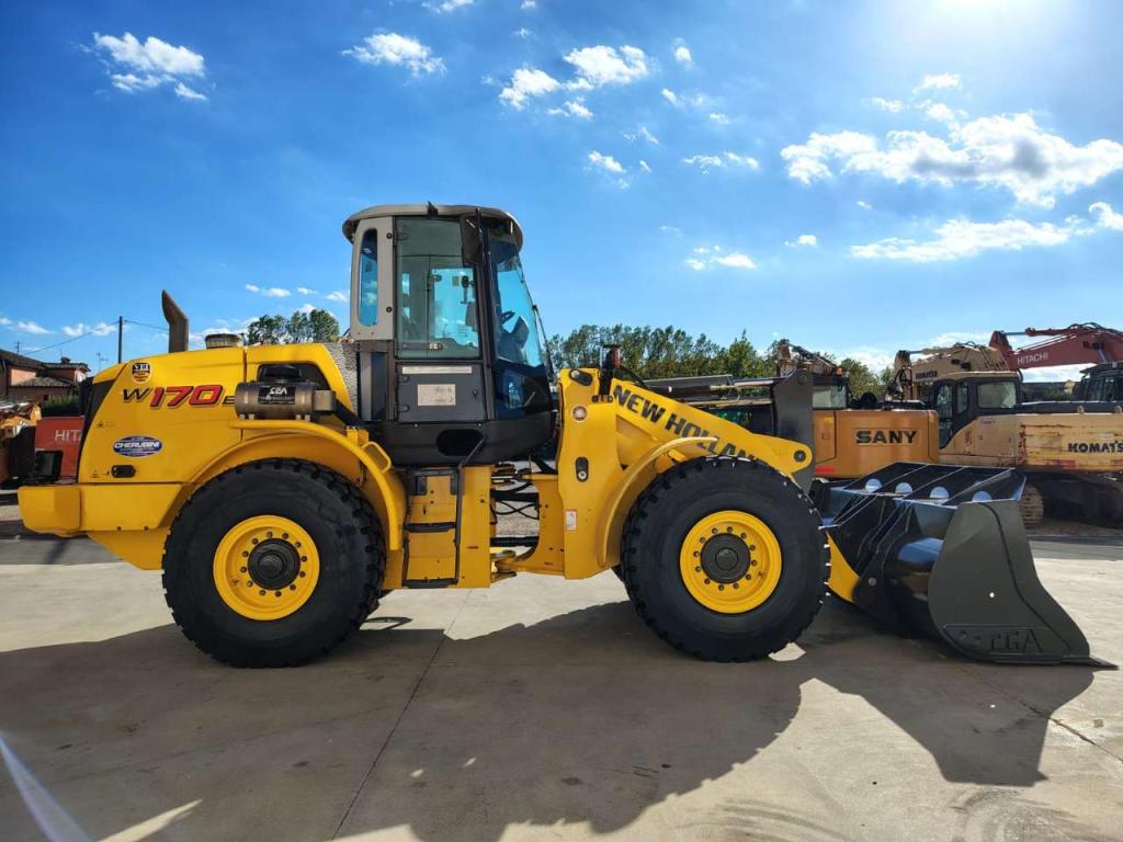 New Holland W 170B Photo 6