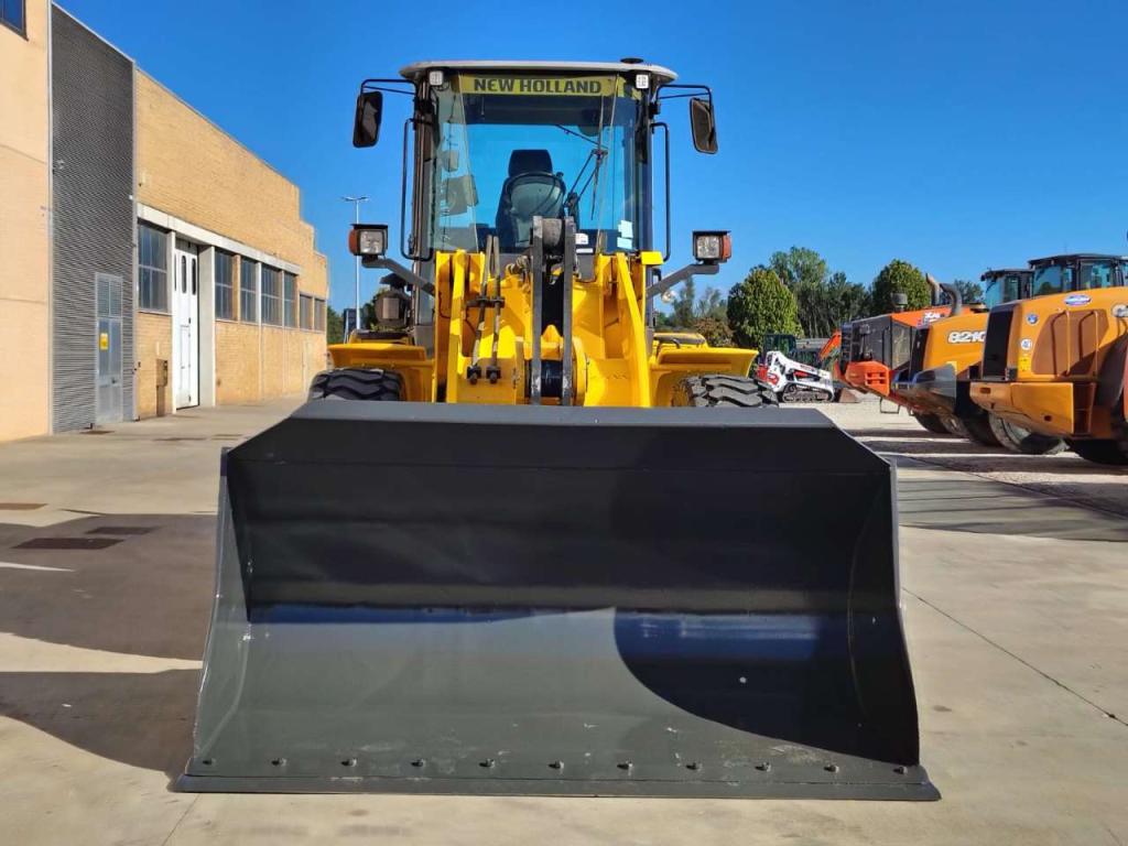 New Holland W 170B Photo 8
