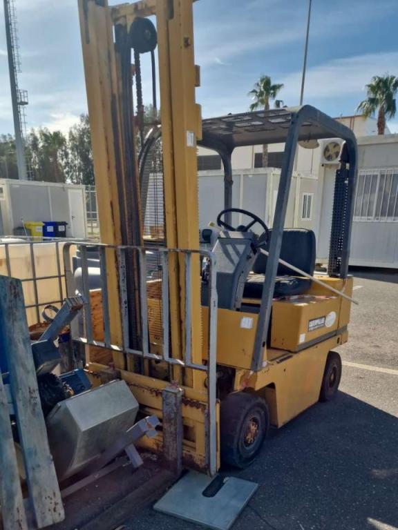 Caterpillar V35D Photo 3