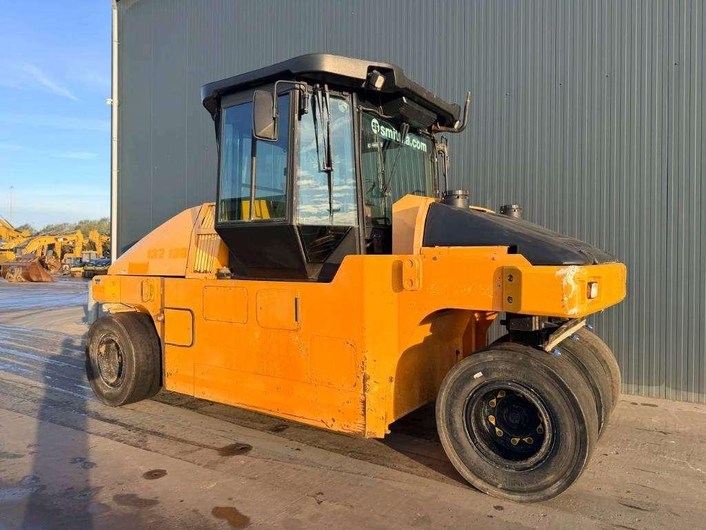 Dynapac CP224W Photo 3