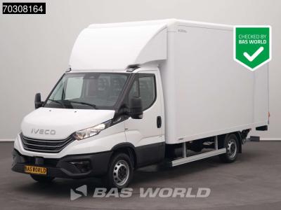 Iveco Daily 35S18 3.0L Automaat Laadklep Zijdeur 180PK Bakwagen ACC Airco Cruise Camera CarPlay 3,5t Trek en vente par BAS World B.V.