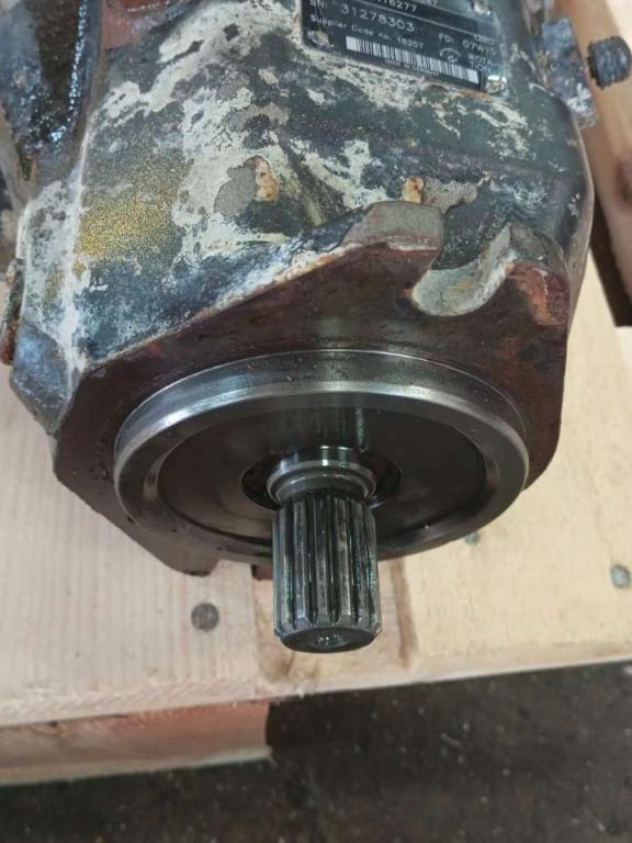 Pompe hydraulique pour Volvo A 30 D Photo 3