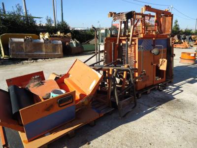 Capot et panneau de carrosserie pour Fiat Hitachi FR220 en vente par OLM 90 Srl