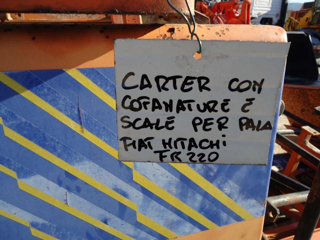 Capot et panneau de carrosserie pour Fiat Hitachi FR220 Photo 2