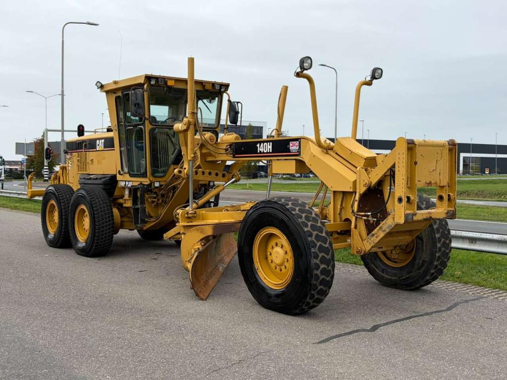Caterpillar 140H Photo 7