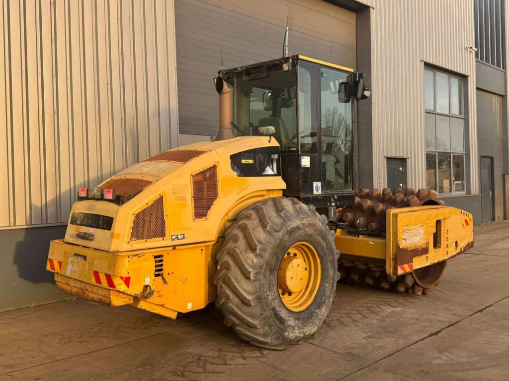Caterpillar CP76 (19t) Photo 5