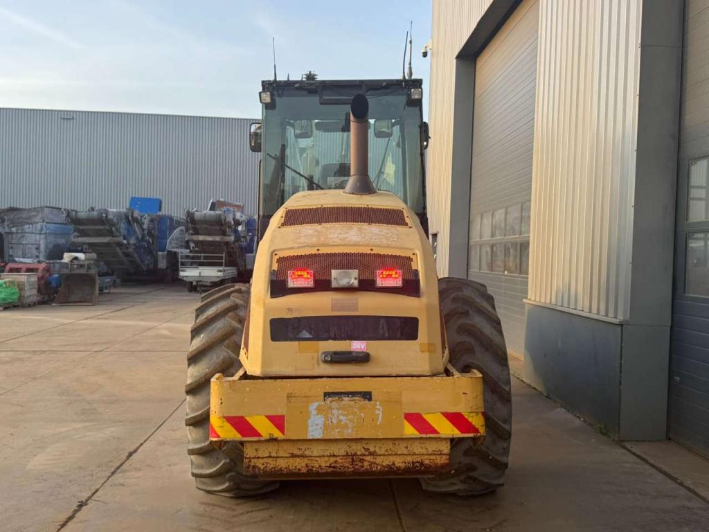 Caterpillar CP76 (19t) Photo 8