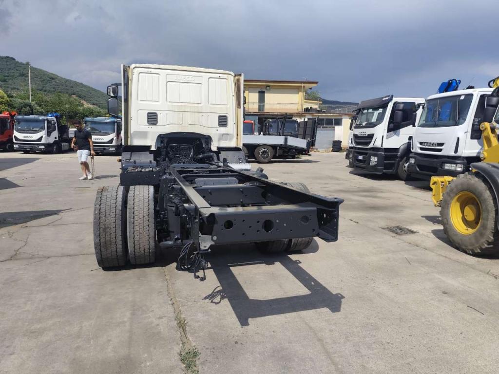 Iveco EUROCARGO 150E22P Photo 15