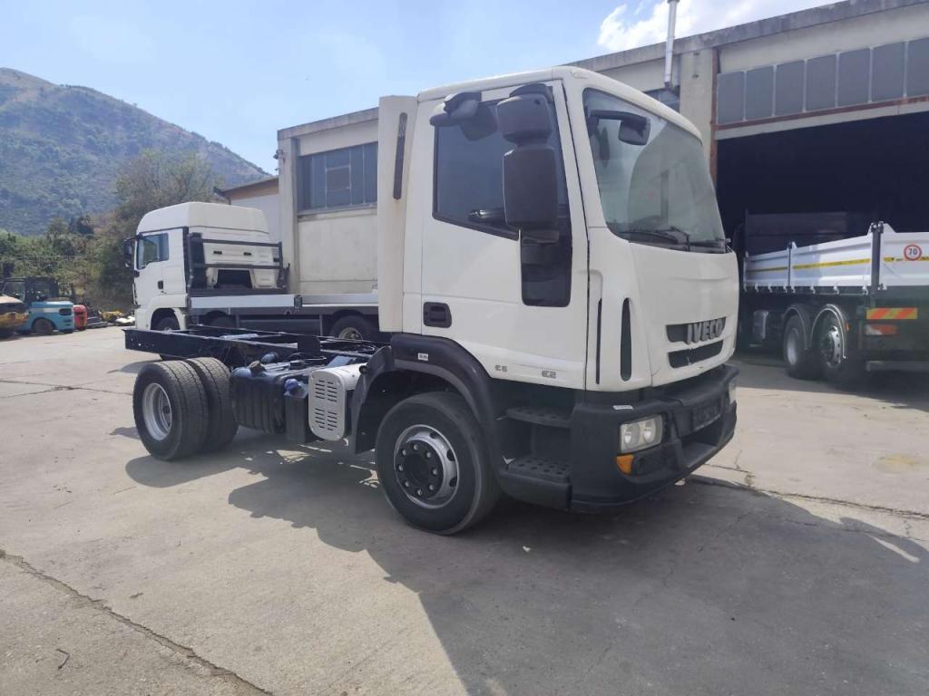 Iveco EUROCARGO 150E22P Photo 22