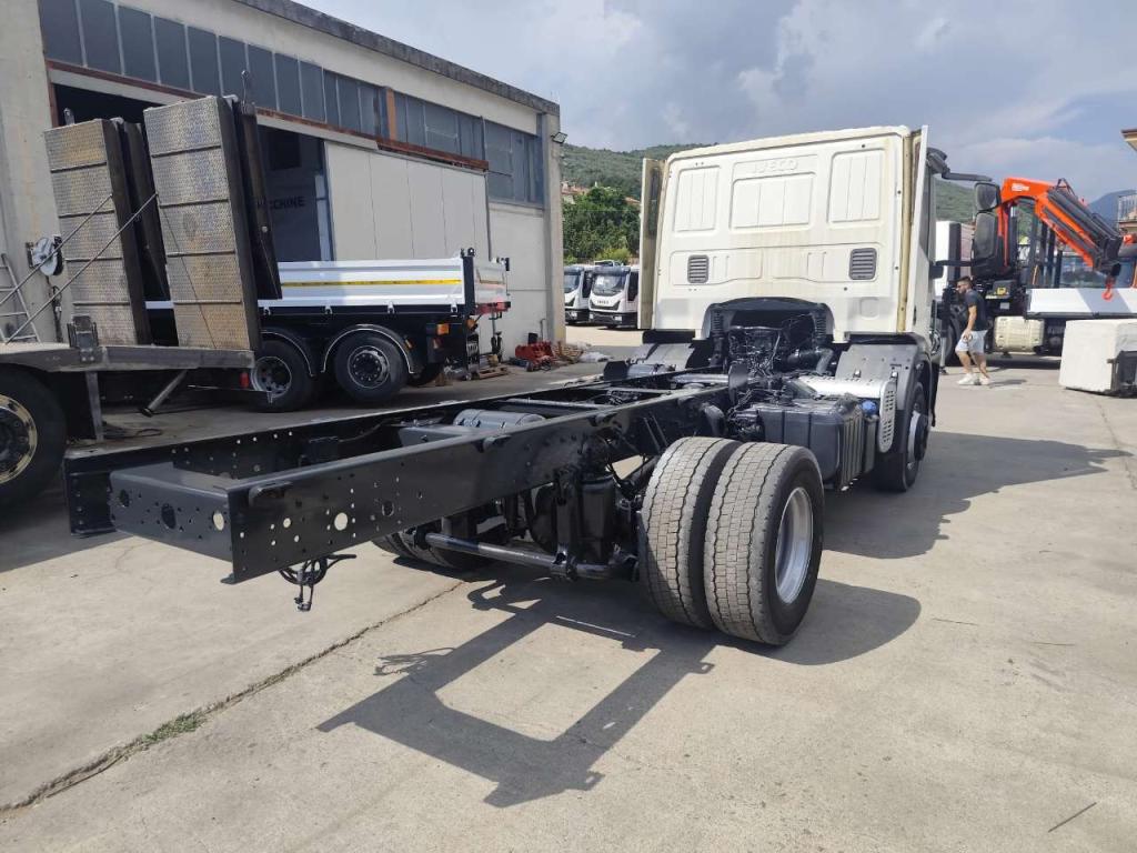 Iveco EUROCARGO 150E22P Photo 29