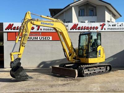 Komatsu PC80MR-5E en vente par Massucco T. Srl