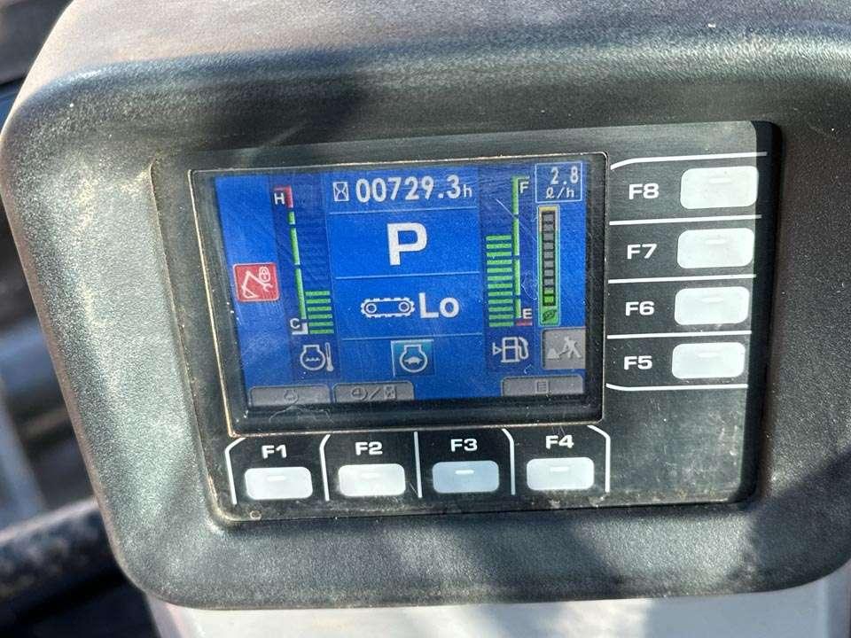 Komatsu PC80MR-5E Photo 18