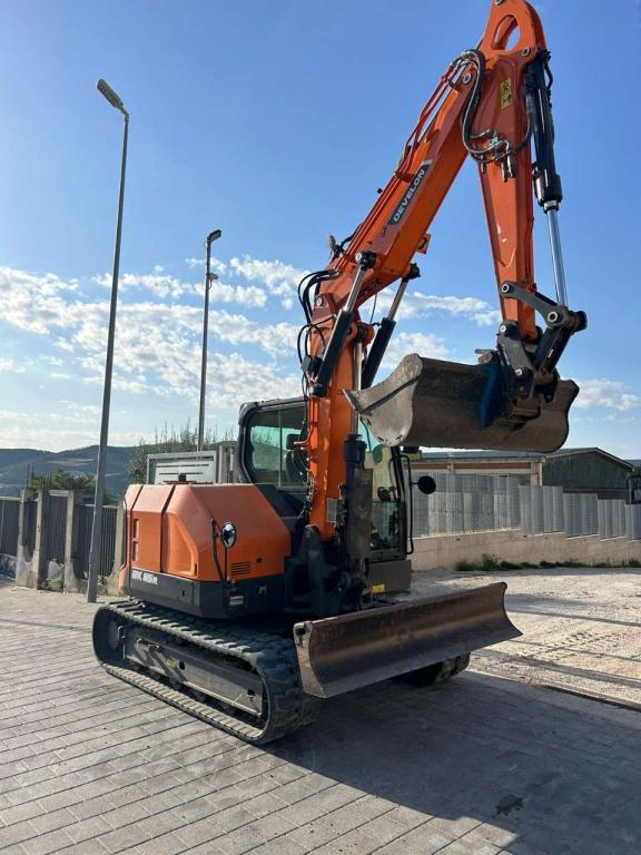 Develon DX85R-7 Photo 7