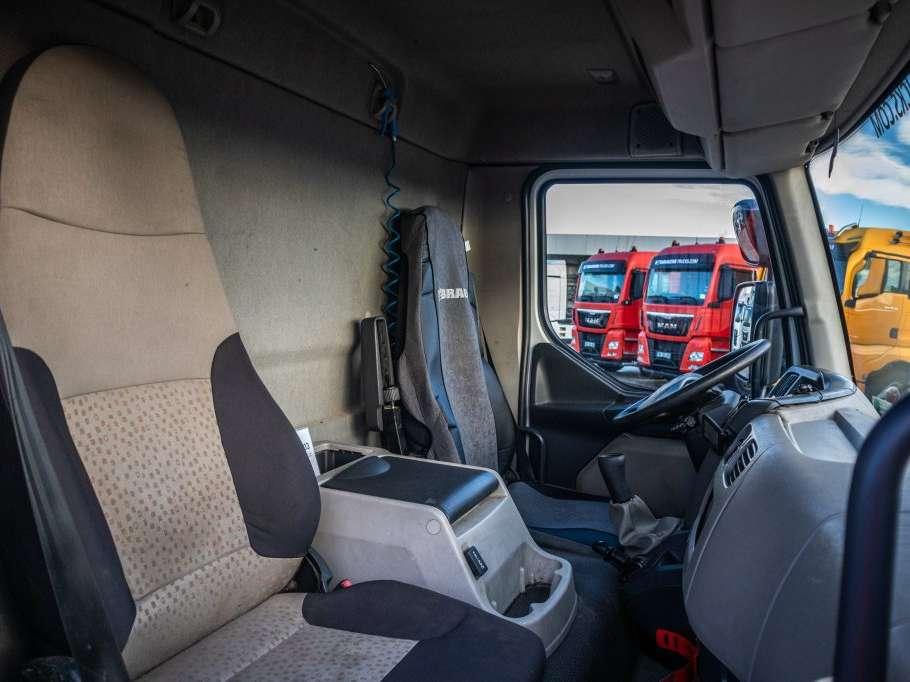 Renault MIDLUM 240(12t) DXI+E5+HAYON Photo 9