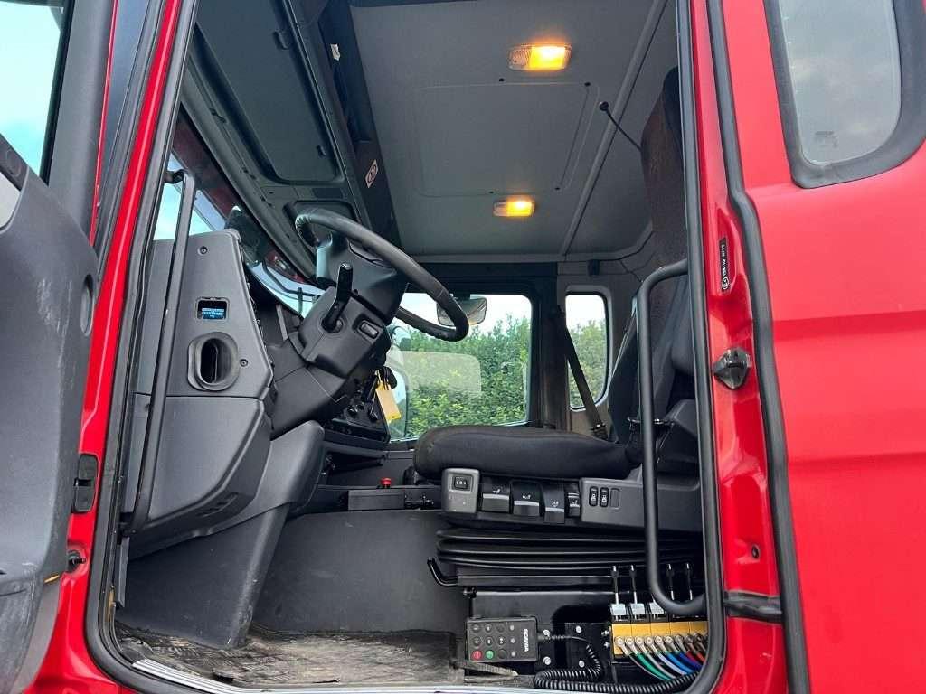 Scania G440 SCARRABILE 6X2 Photo 9
