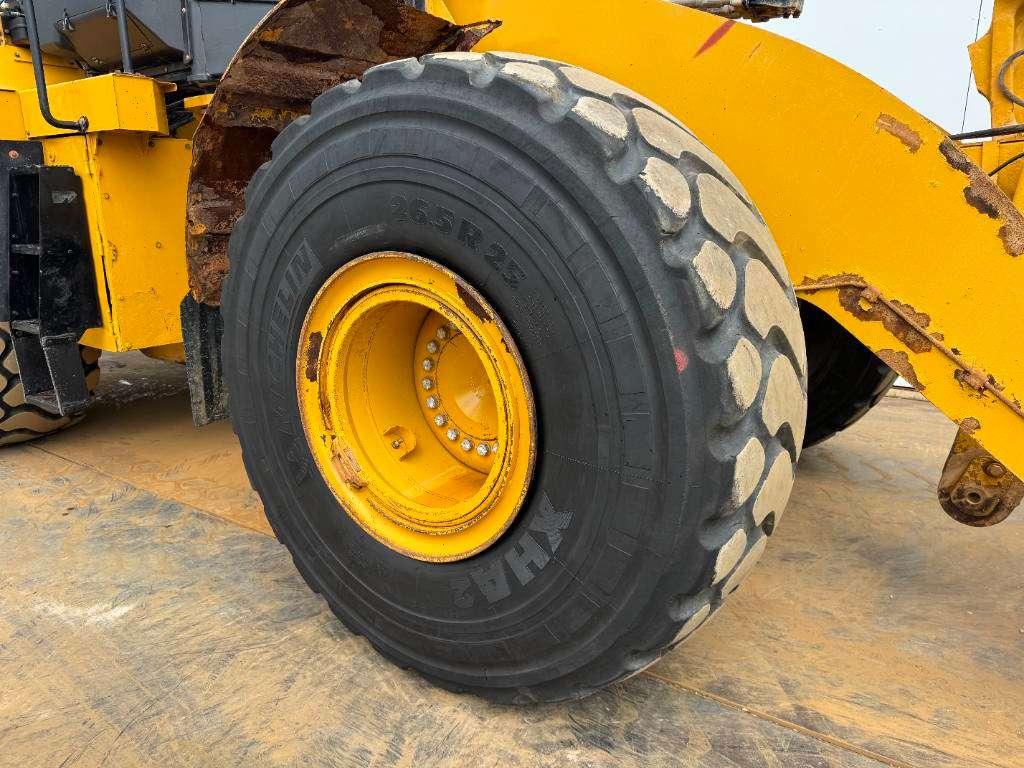 Caterpillar 972M - Weight System / Backup Camera Photo 26