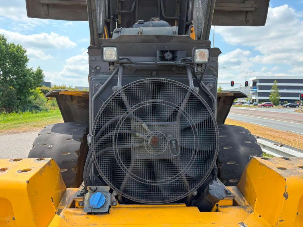 Volvo L90H Photo 27