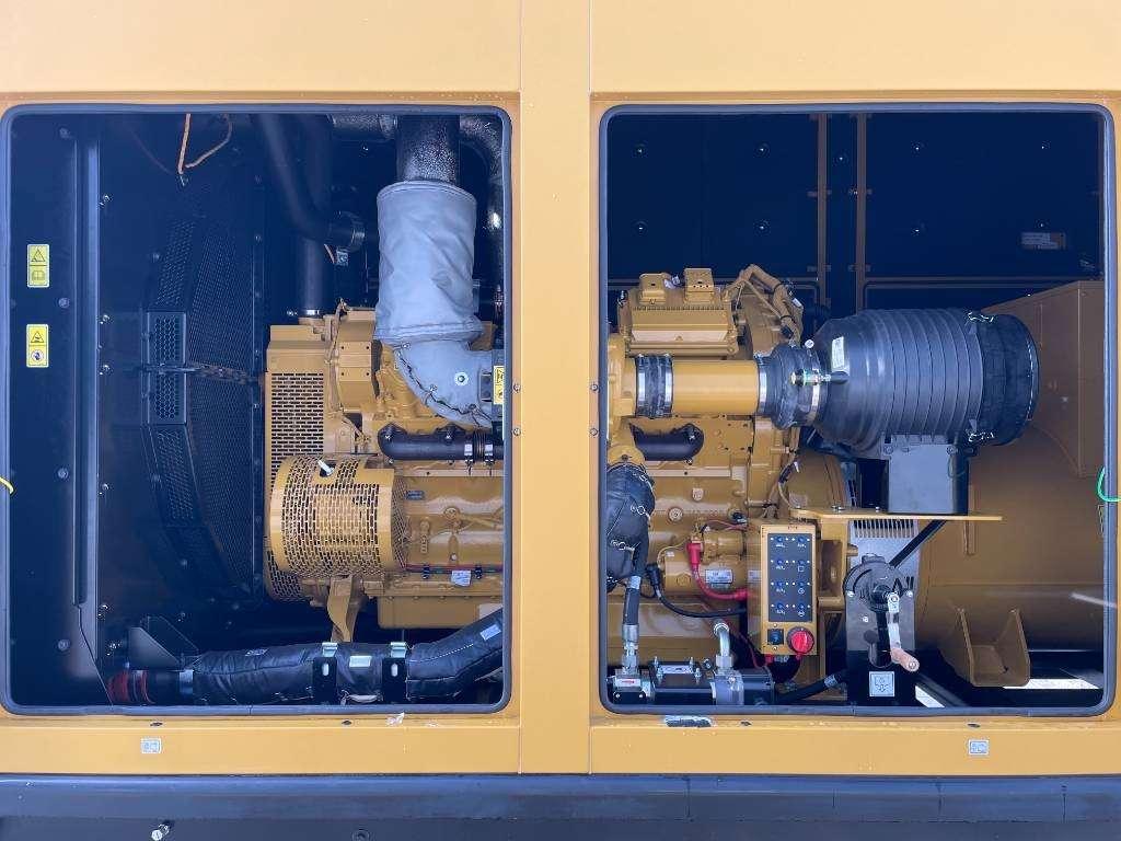Caterpillar DE1500GC - 1500 kVA Standby Generator - DPX-18228 Photo 7