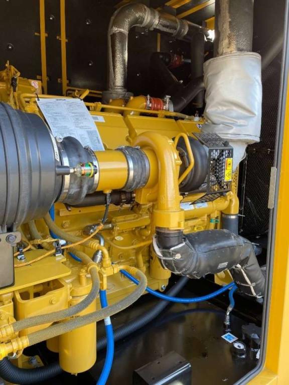 Caterpillar DE1500GC - 1500 kVA Standby Generator - DPX-18228 Photo 9