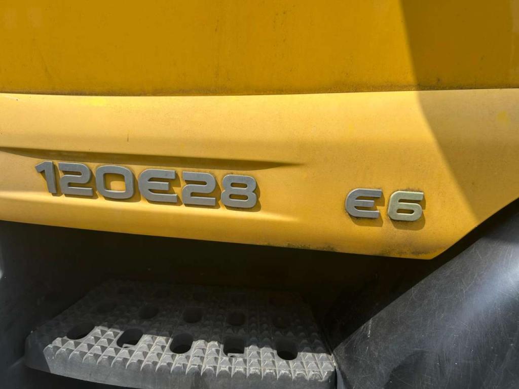Iveco EUROCARGO CUBE 120E28P Photo 13