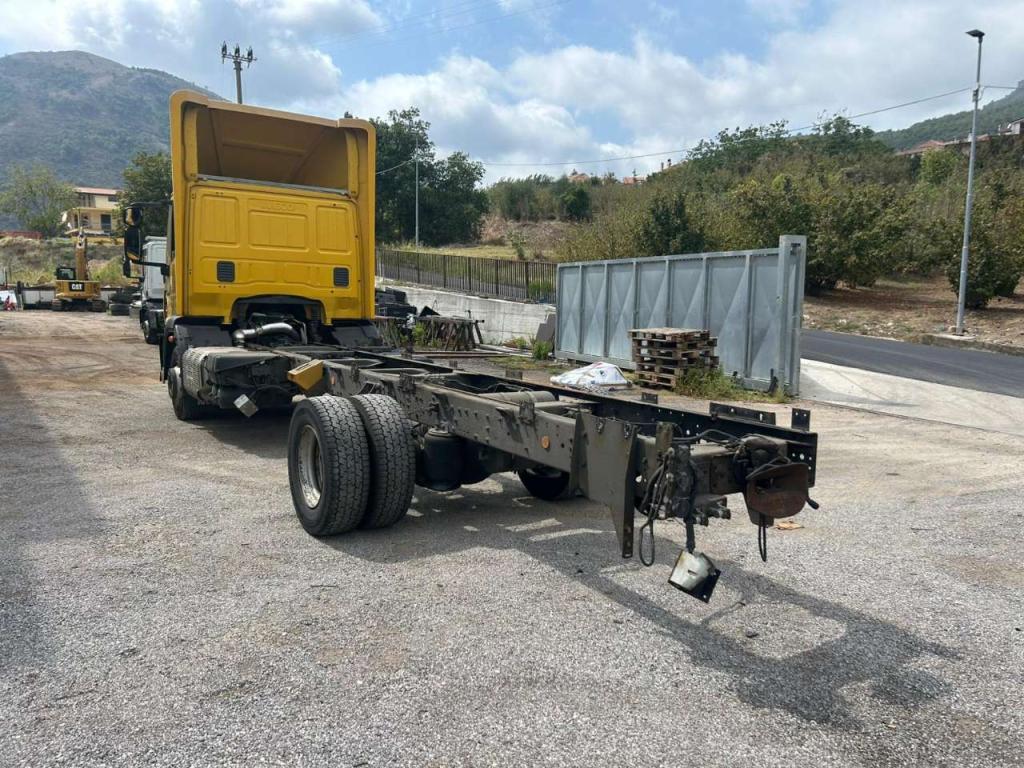 Iveco EUROCARGO CUBE 120E28P Photo 20
