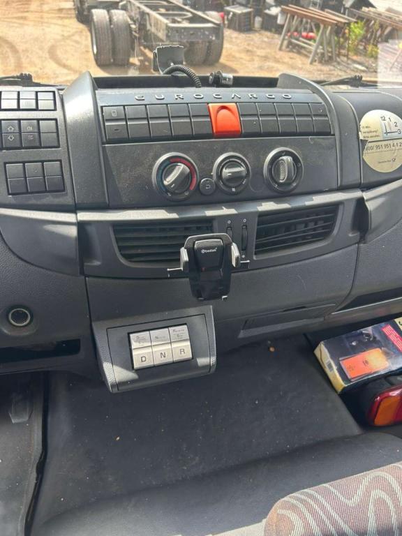 Iveco EUROCARGO CUBE 120E28P Photo 24