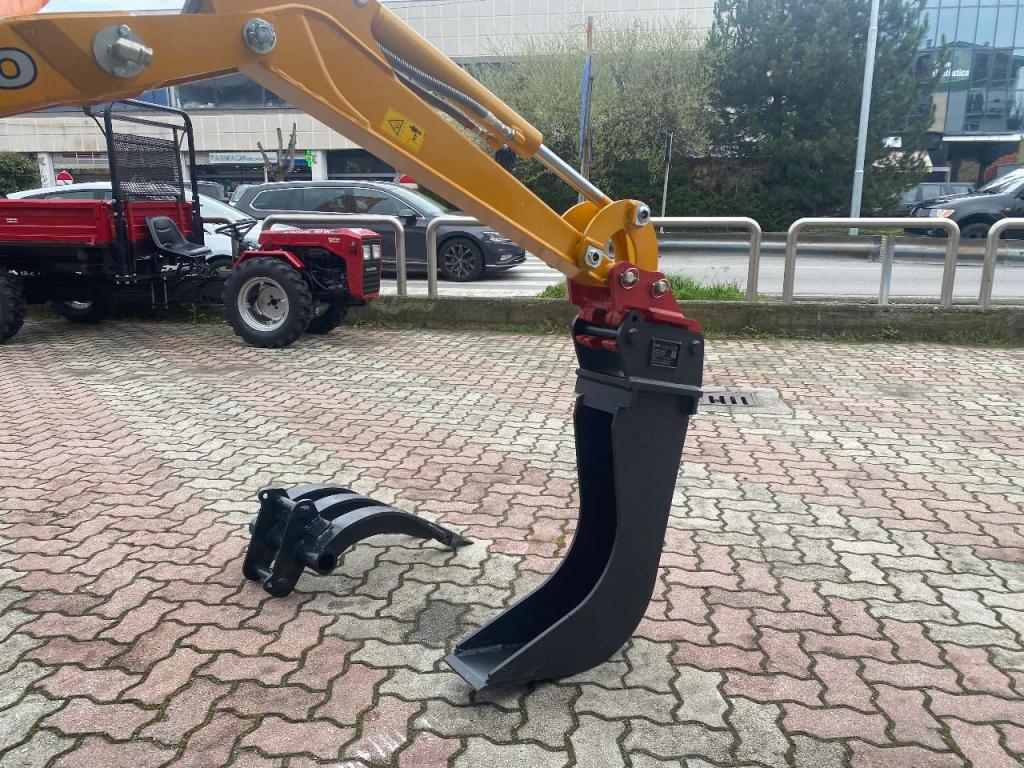 Kato HD 12 VXE con Benna TRINCEA SBK STREET BUCKET Photo 14