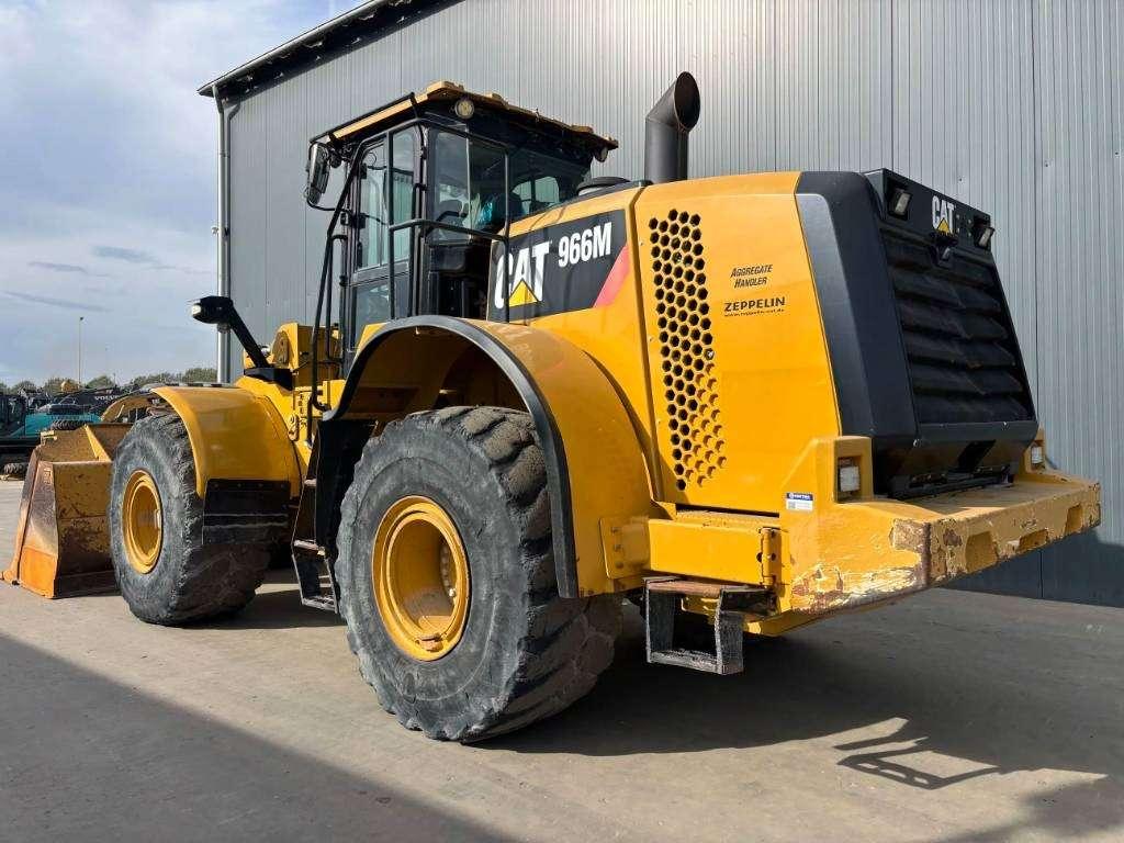 Caterpillar 966M Photo 2