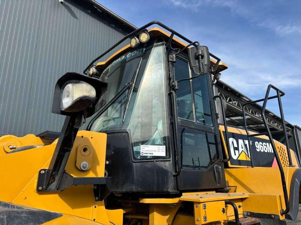 Caterpillar 966M Photo 21