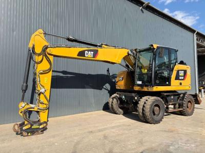 Caterpillar M315F - With OilQuick en vente par Smitma B.V.