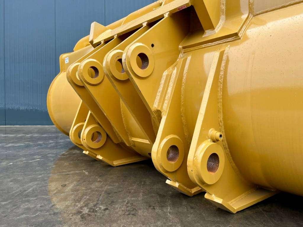 Caterpillar 980K incl. cutting edge + side protectors Photo 4