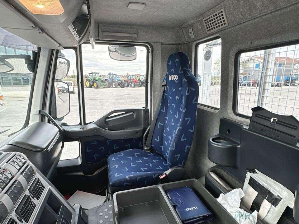 Iveco STRALIS 310 6x2 Photo 14