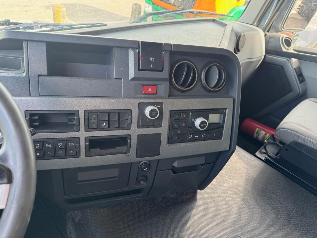 Renault T 460 Photo 14