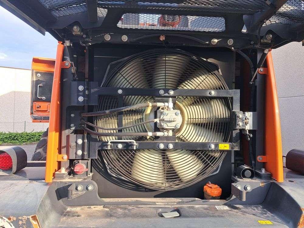 Doosan DL420-5 Photo 12