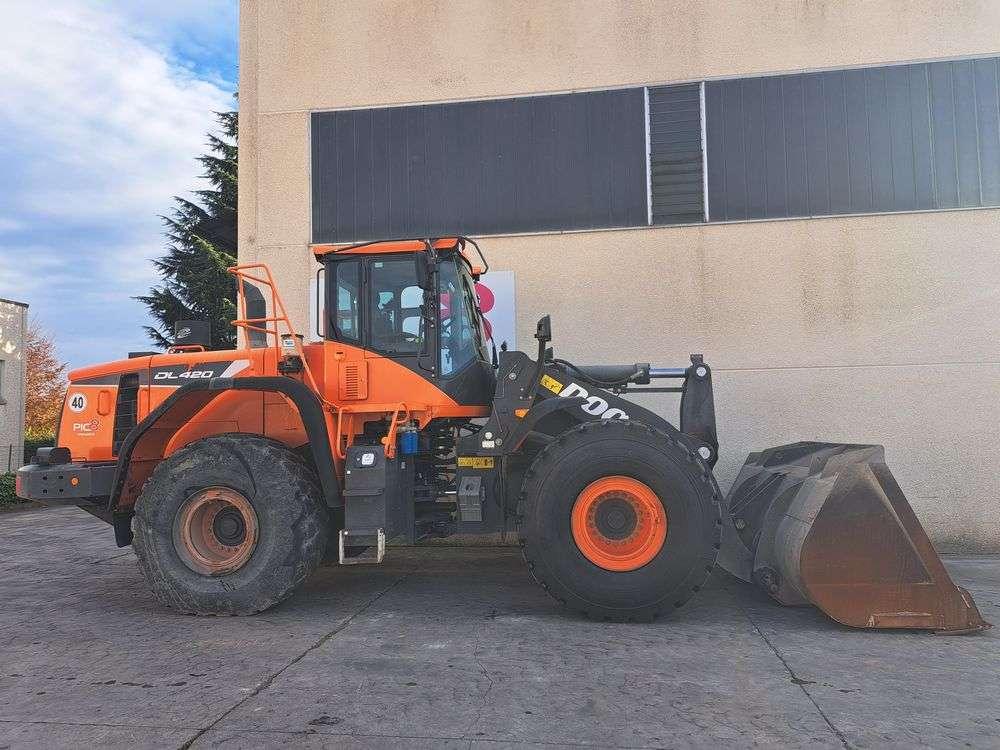 Doosan DL420-5 Photo 2