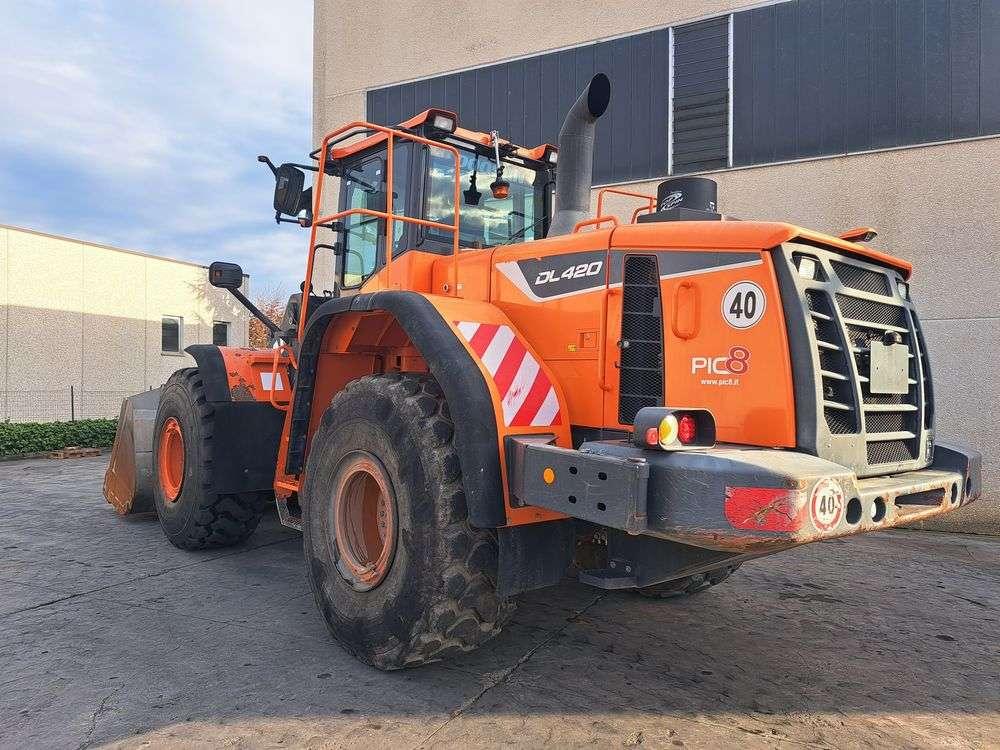 Doosan DL420-5 Photo 4