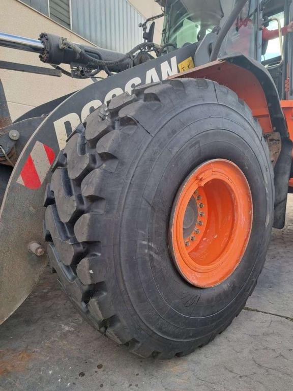Doosan DL420-5 Photo 5