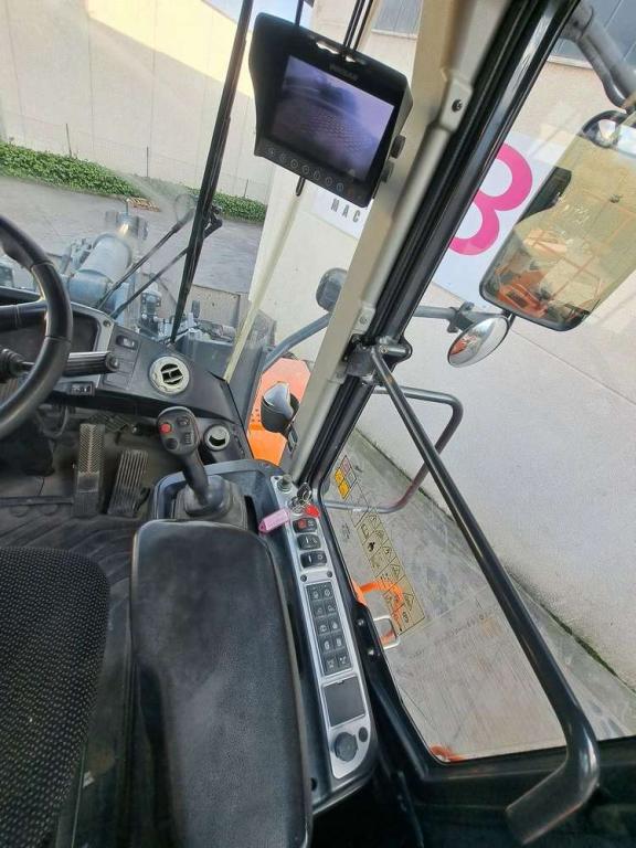 Doosan DL420-5 Photo 9