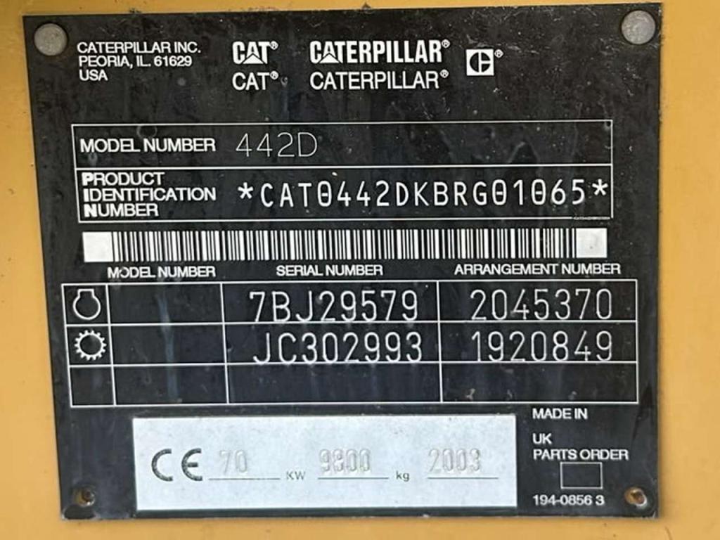 Caterpillar 442D Photo 6