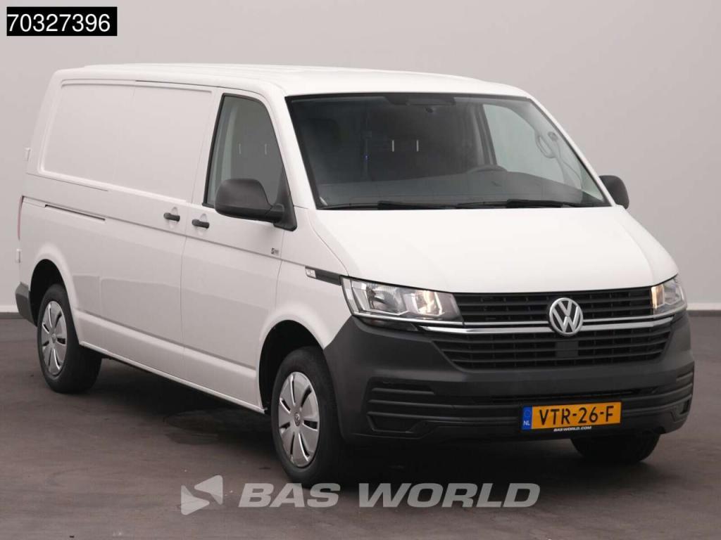 Volkswagen Transporter 110pk L2H1 Navi Airco Euro6 L2 A/C Photo 5