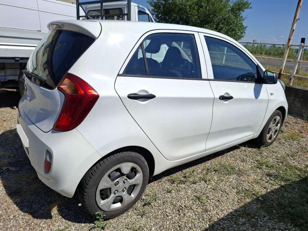 Kia Picanto Photo 2