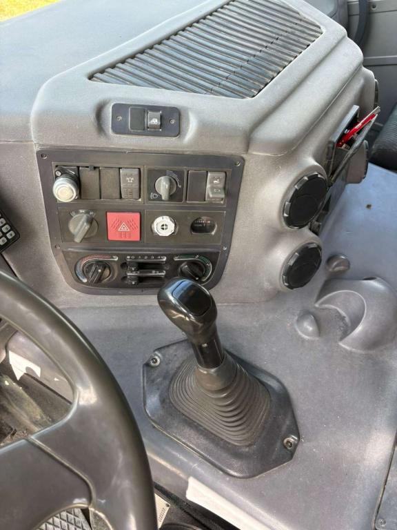 Astra HD7 84.45 betoniera 4 assi CURSOR ZF Photo 5