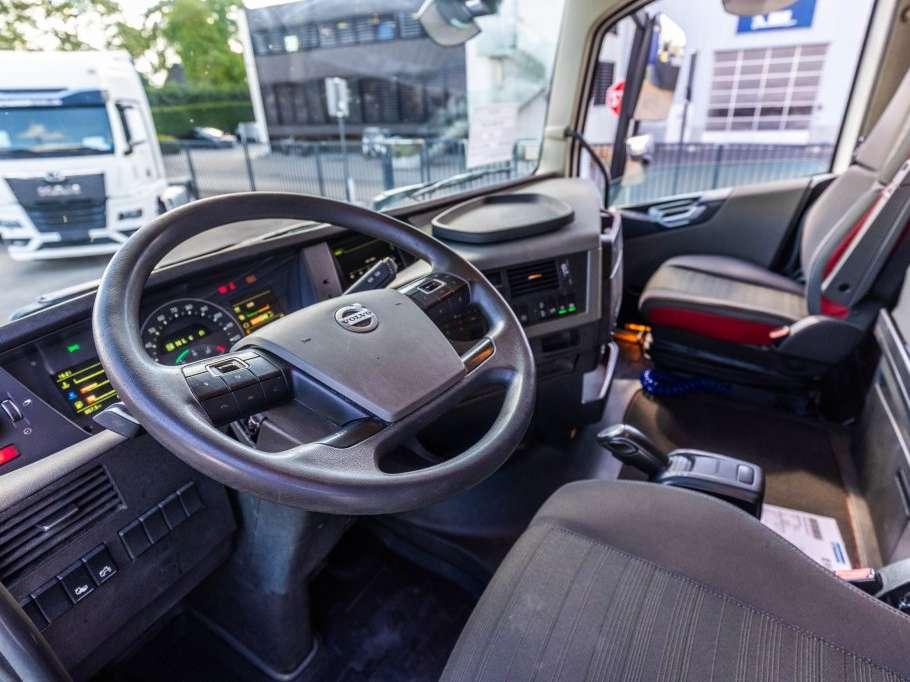 Volvo FH4 460 GLOB Photo 15