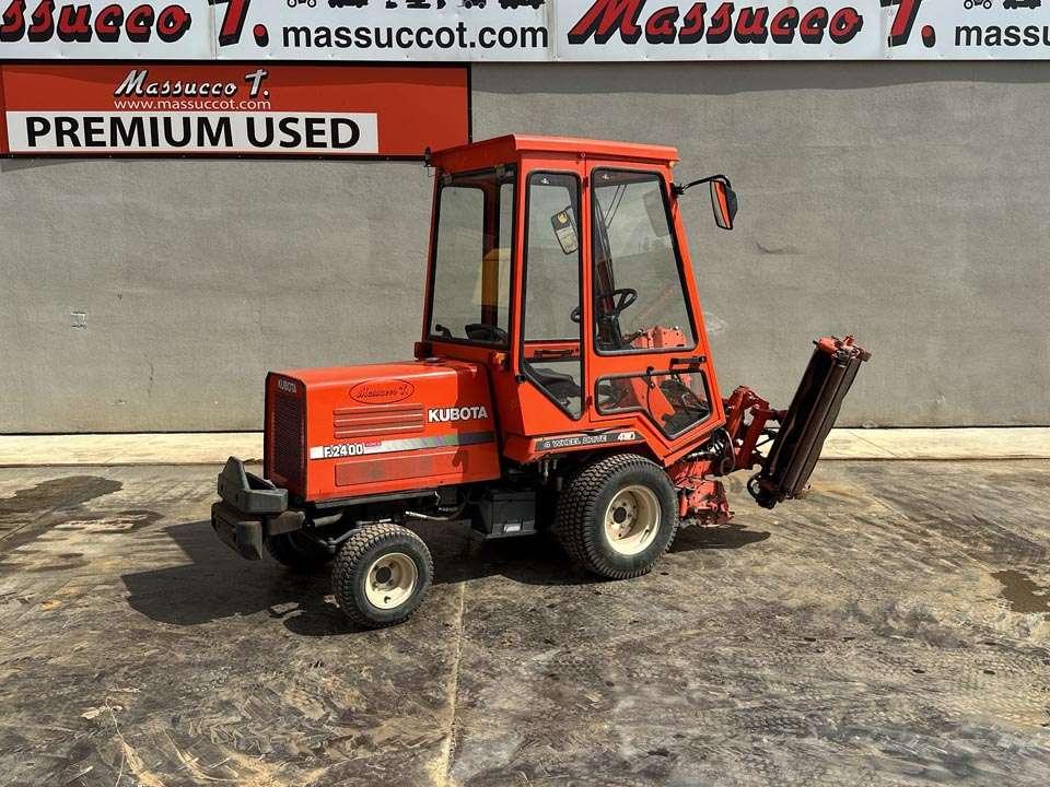 Kubota F2400 4X4 Photo 1