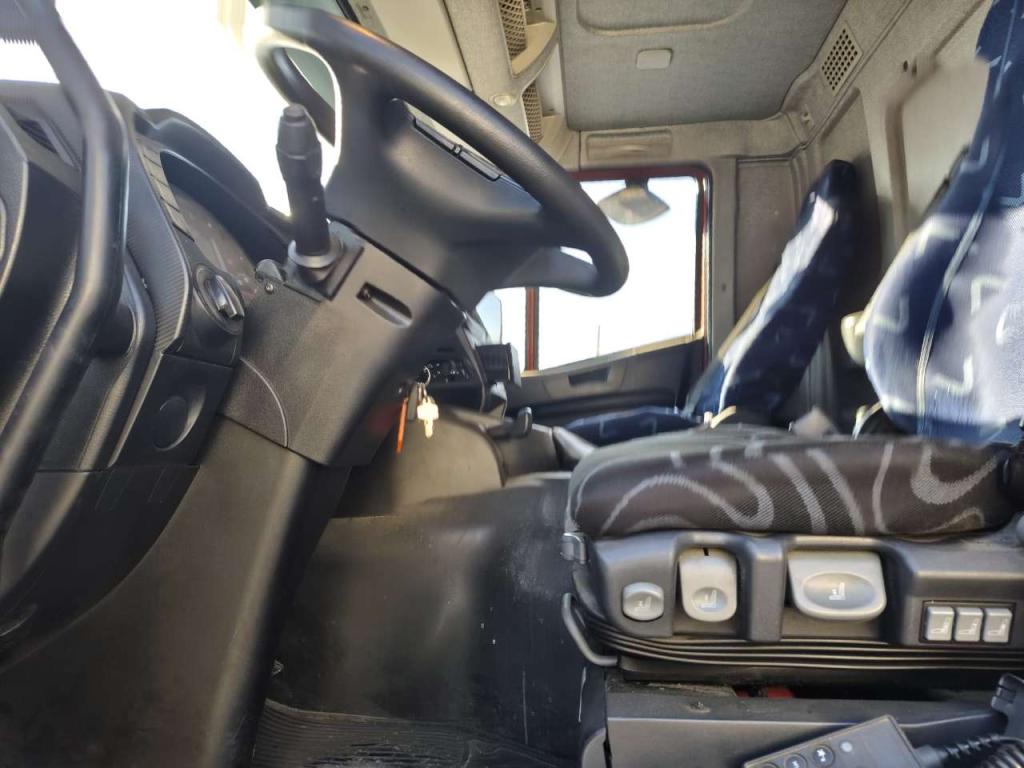 Iveco STRALIS HI-STREET 260S31 Photo 10
