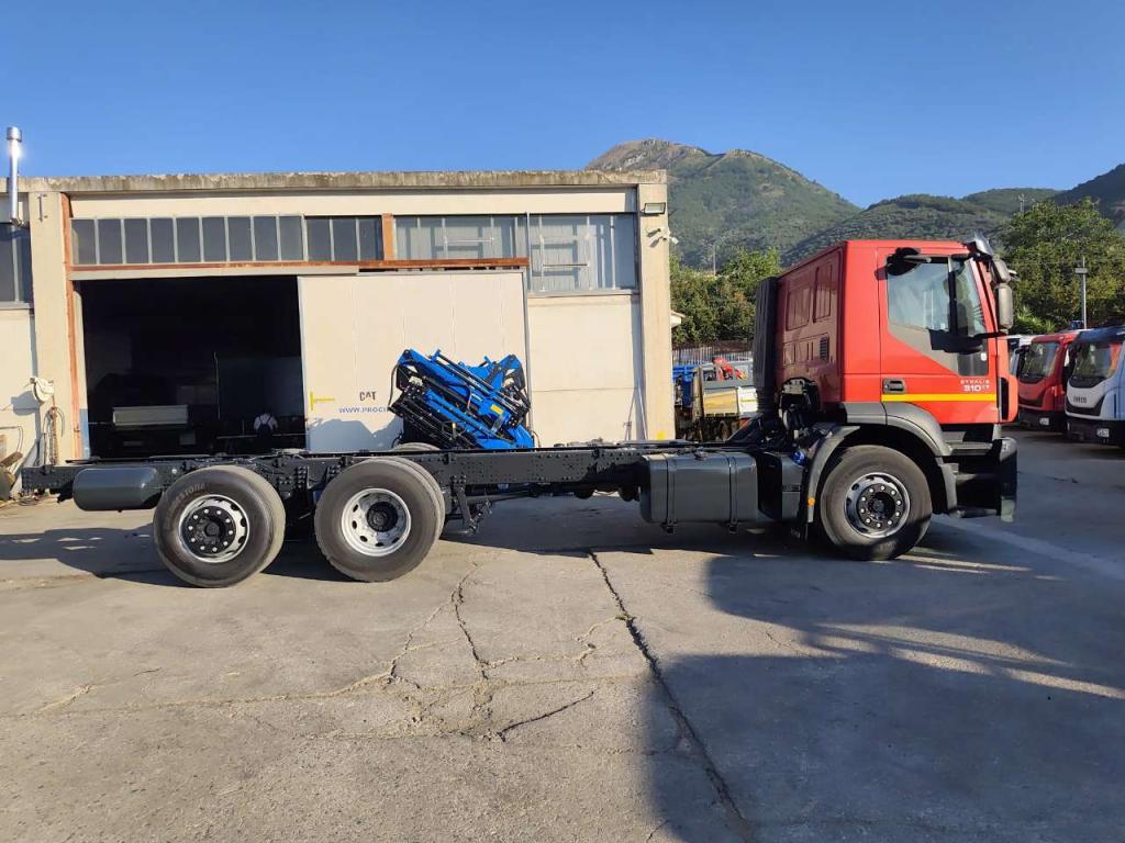 Iveco STRALIS HI-STREET 260S31 Photo 22