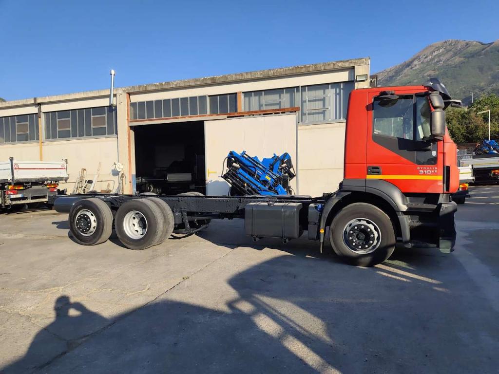 Iveco STRALIS HI-STREET 260S31 Photo 23
