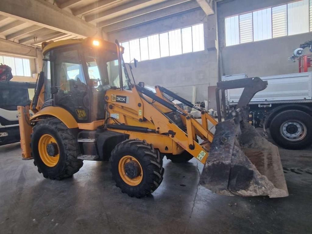 JCB 3CX Photo 2