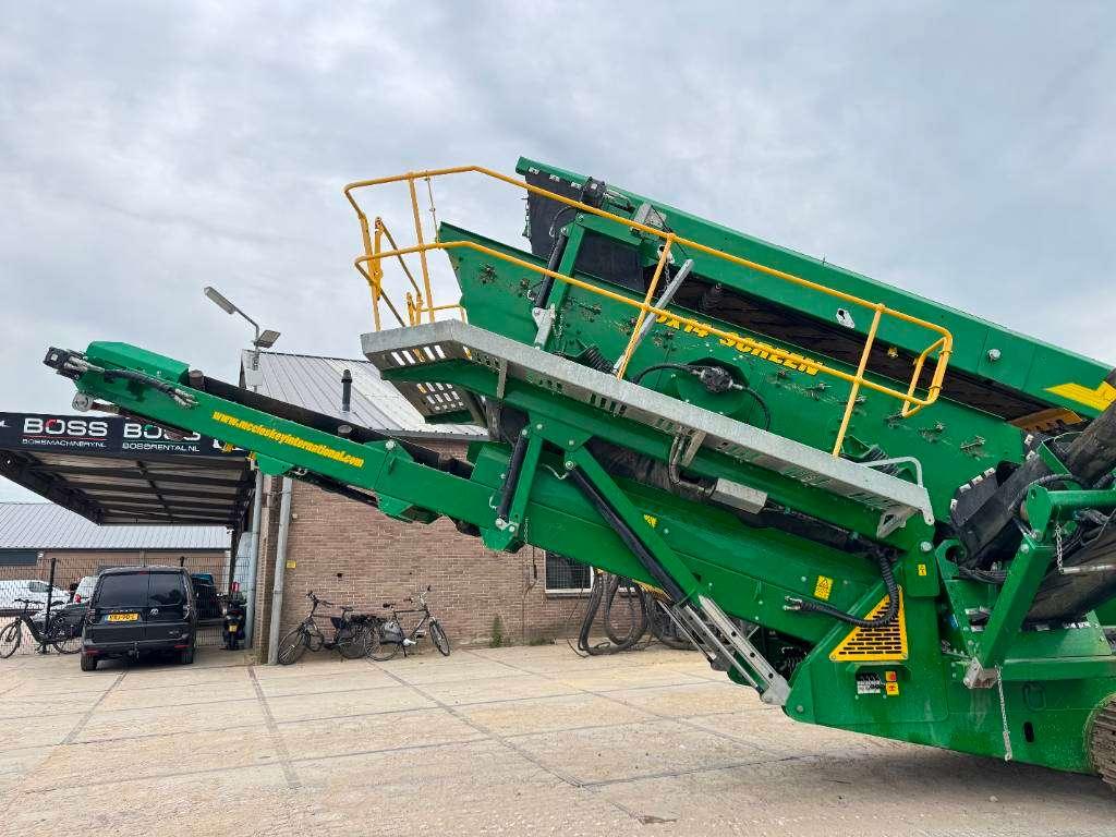 McCloskey S130 2D - TOP Condition / 3 conveyors Photo 11